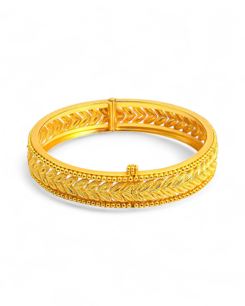 Real Gold Cocktail Wedding Rings - View 5